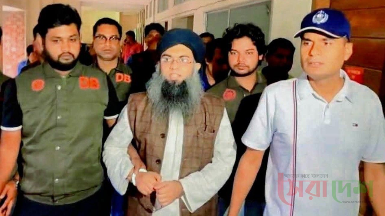 বগুড়ায় পুলিশ রিমান্ডে এনসিপির নেতা গাজী সালাউদ্দিন