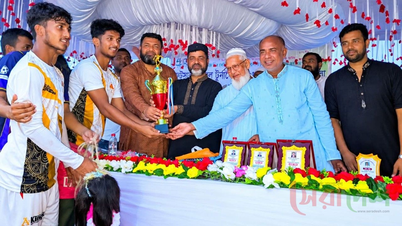 সান্তাহারে ফোর এইচ ক্লাবের উদ্যোগে ফুটবল টুর্নামেন্ট ফাইনাল